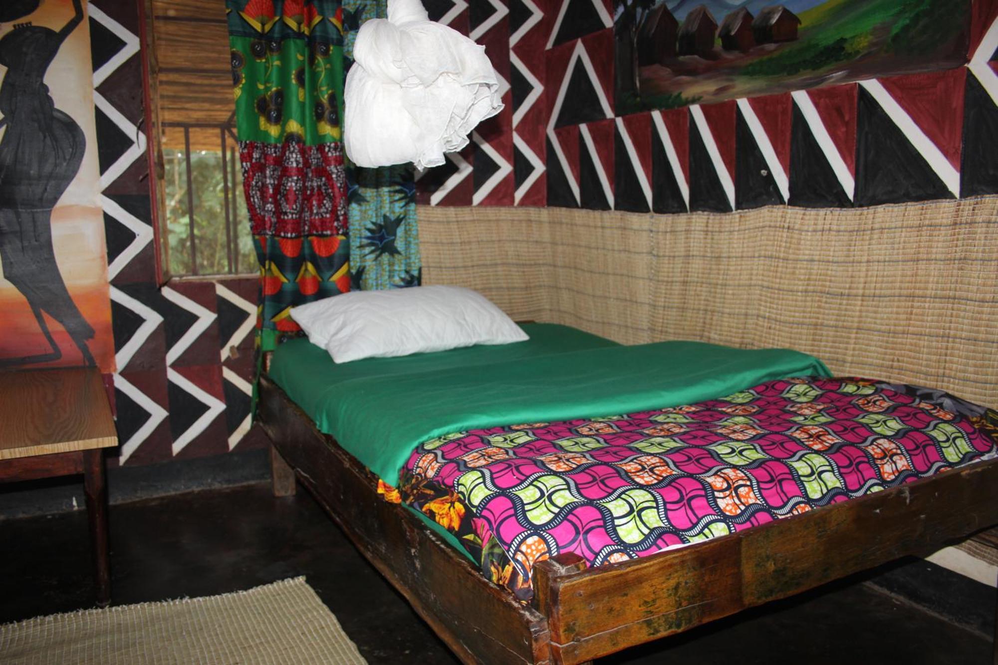 Red Rocks Rwanda - Campsite & Guesthouse Nyakinama Bagian luar foto