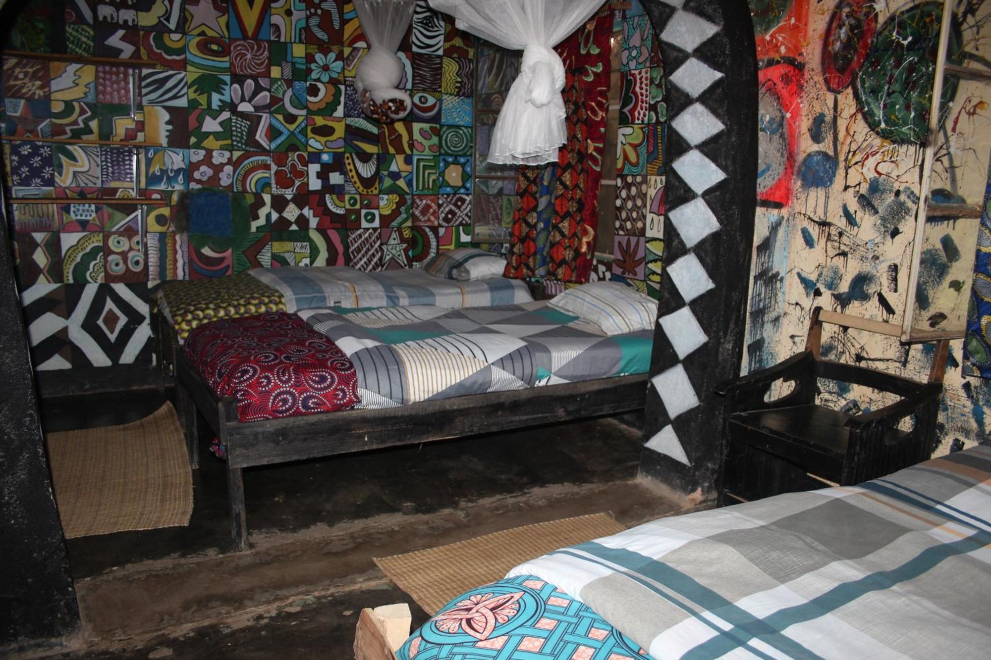 Red Rocks Rwanda - Campsite & Guesthouse Nyakinama Bagian luar foto