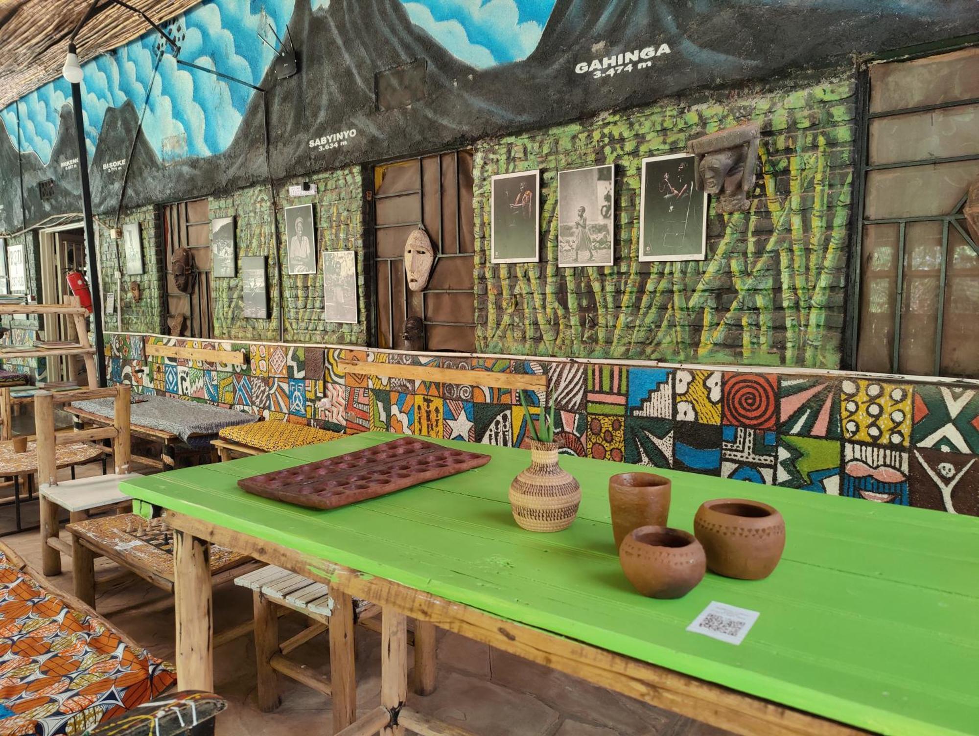 Red Rocks Rwanda - Campsite & Guesthouse Nyakinama Bagian luar foto