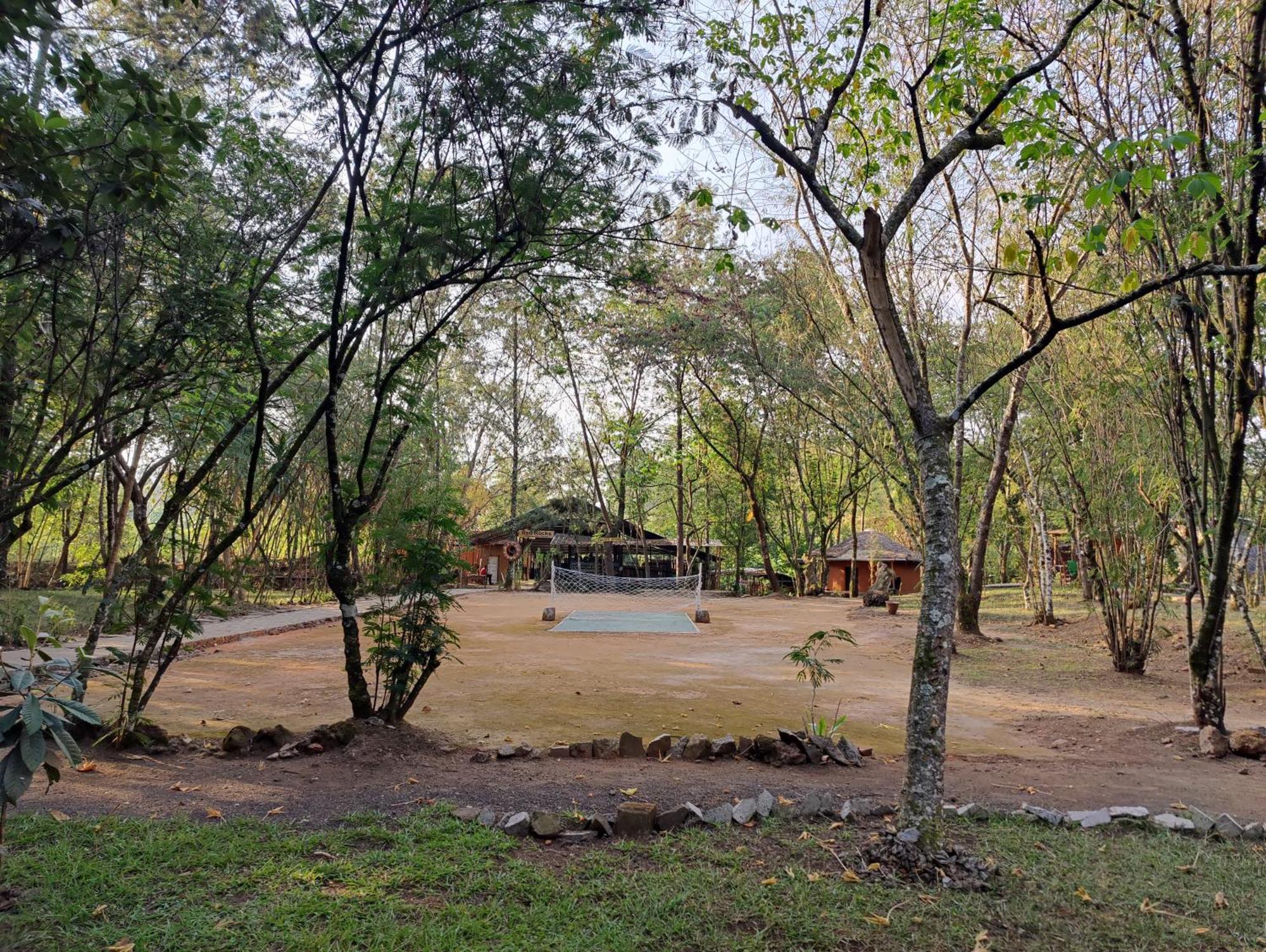 Red Rocks Rwanda - Campsite & Guesthouse Nyakinama Bagian luar foto