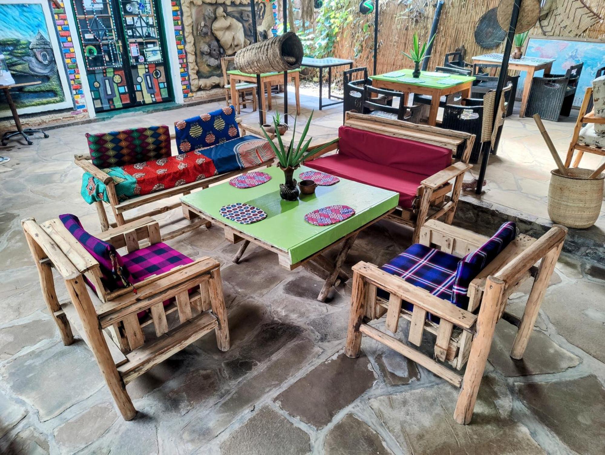 Red Rocks Rwanda - Campsite & Guesthouse Nyakinama Bagian luar foto