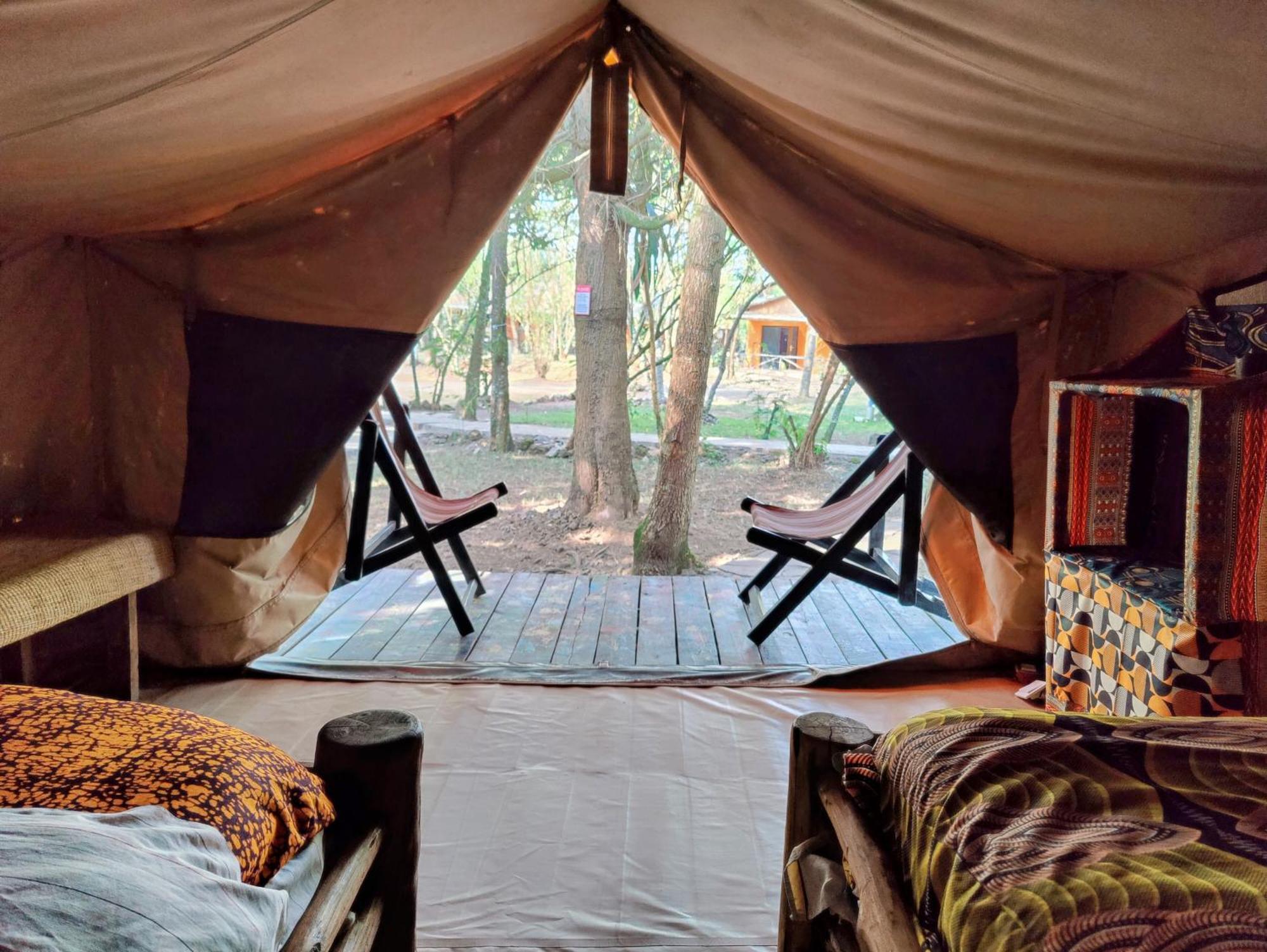 Red Rocks Rwanda - Campsite & Guesthouse Nyakinama Bagian luar foto