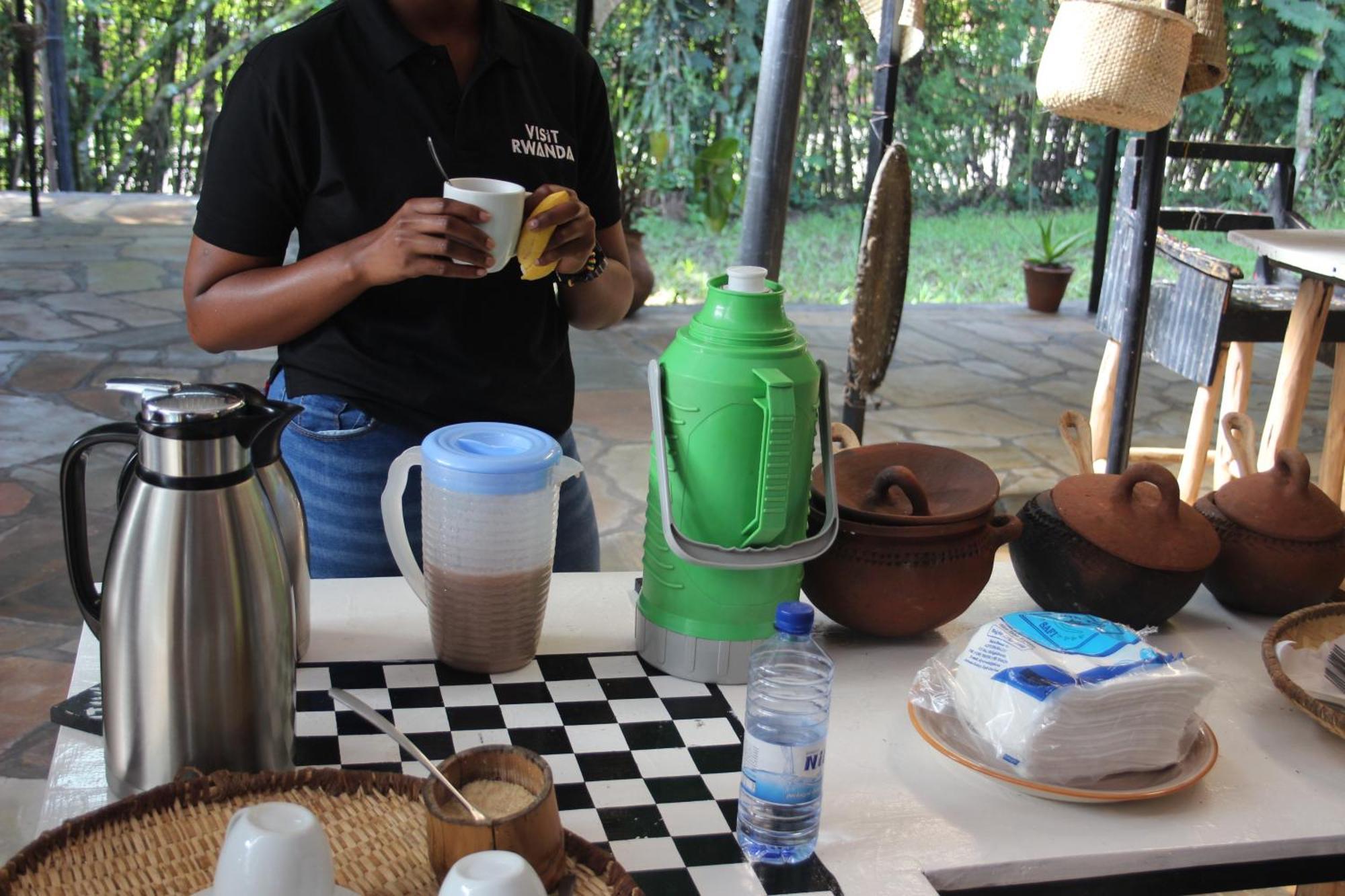 Red Rocks Rwanda - Campsite & Guesthouse Nyakinama Bagian luar foto